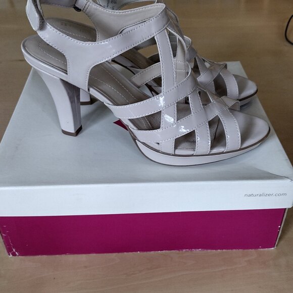 Naturalizer Doreen Blush Patent Heeled Sandal - Picture 1 of 8